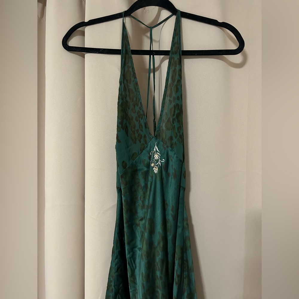 100% Silk Green Vintage Slip Dress Pattern Embroidered Open Back